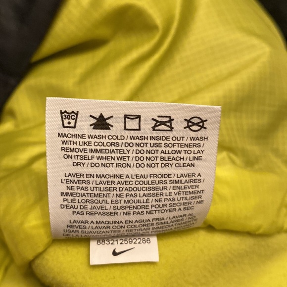 Nike Golf Jacket - Picture 5 of 5